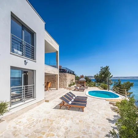 Aurora Paklenica 斯塔利格拉德-帕克利尼卡