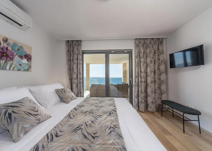 Aurora Paklenica 斯塔利格拉德-帕克利尼卡