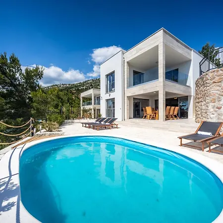 Aurora Paklenica Villa