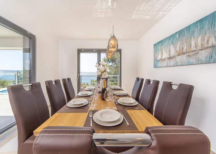 Aurora Paklenica * 스타리그라드 파클레니차