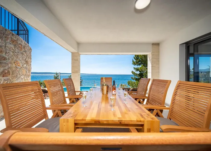 Aurora Paklenica * 스타리그라드 파클레니차